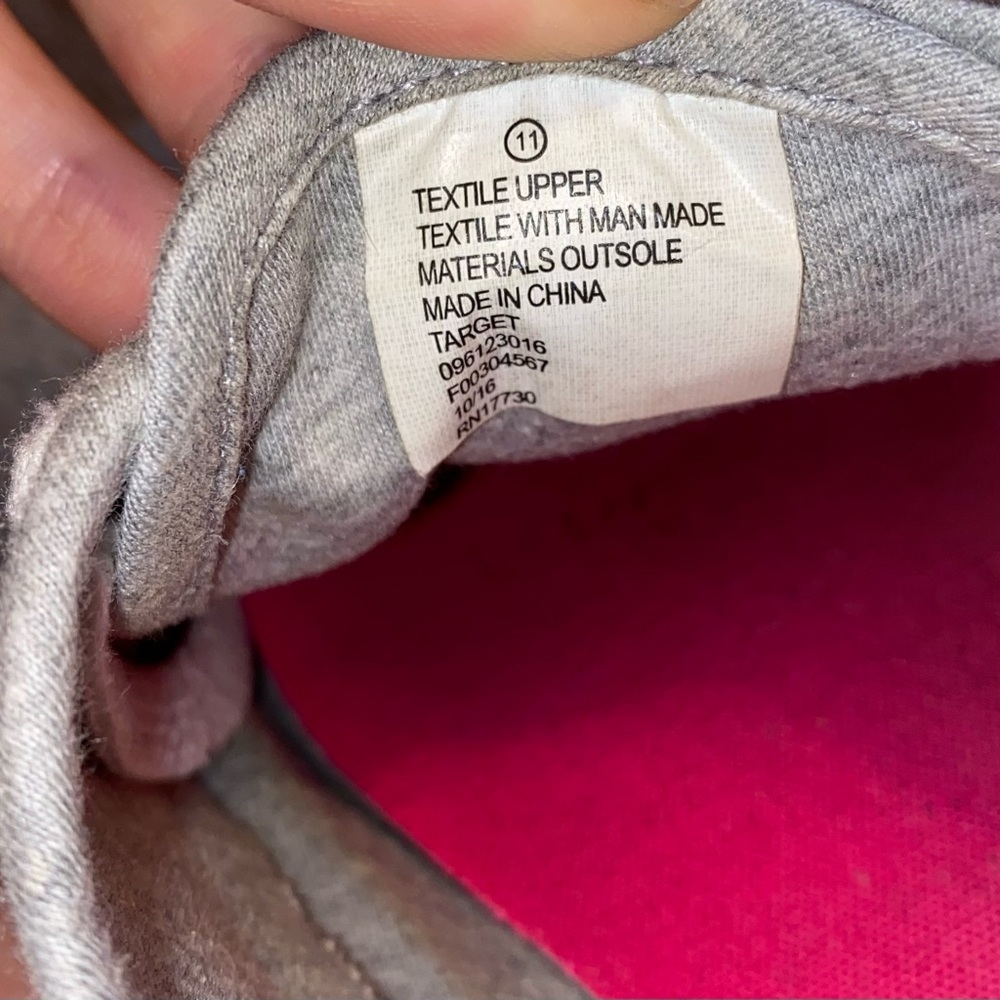Mossimo Shoes - Picture 3 of 3